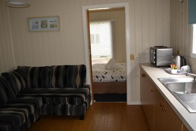 Ocean Grove Holiday Park ภายนอก รูปภาพ