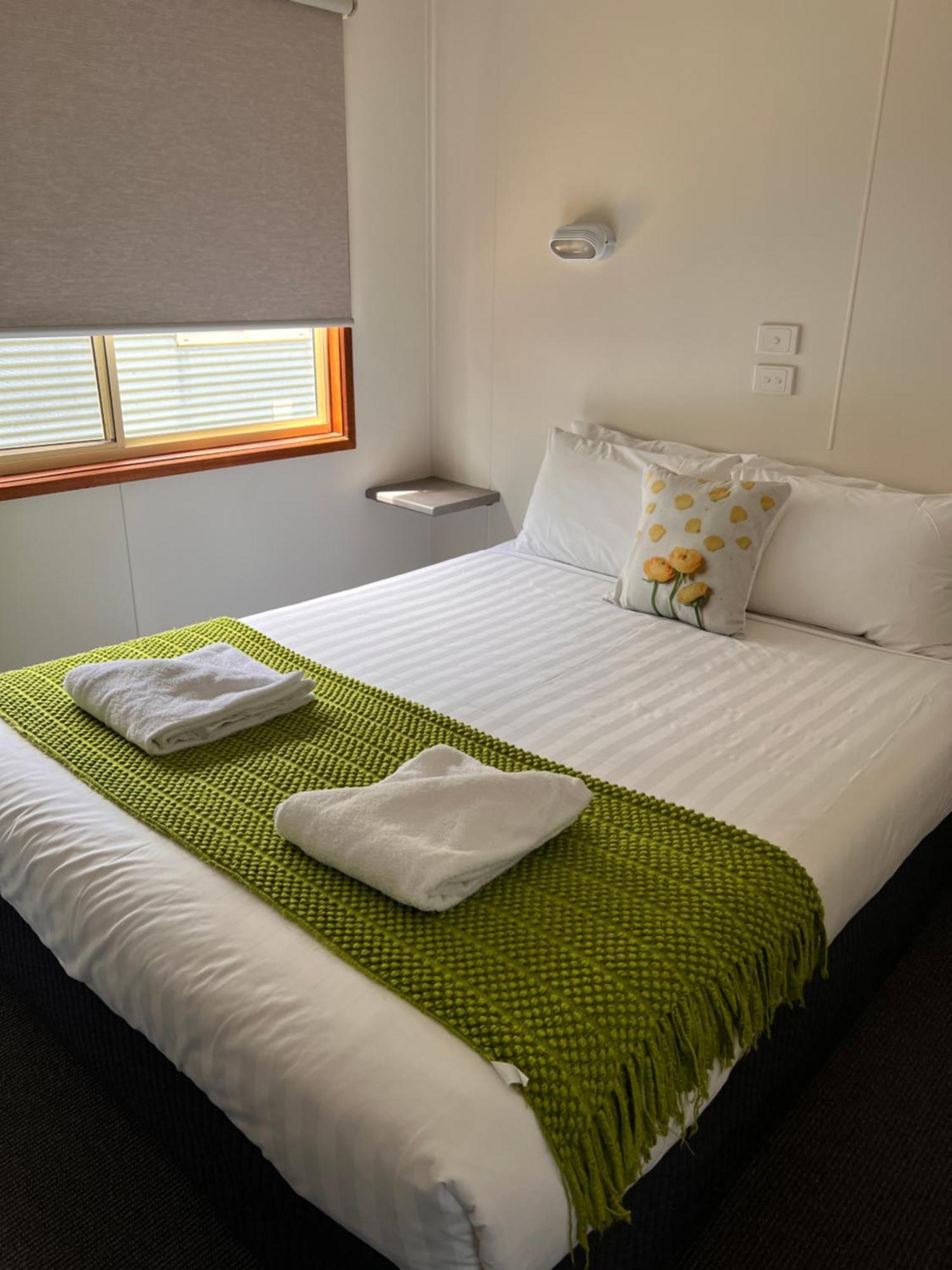 Ocean Grove Holiday Park ภายนอก รูปภาพ