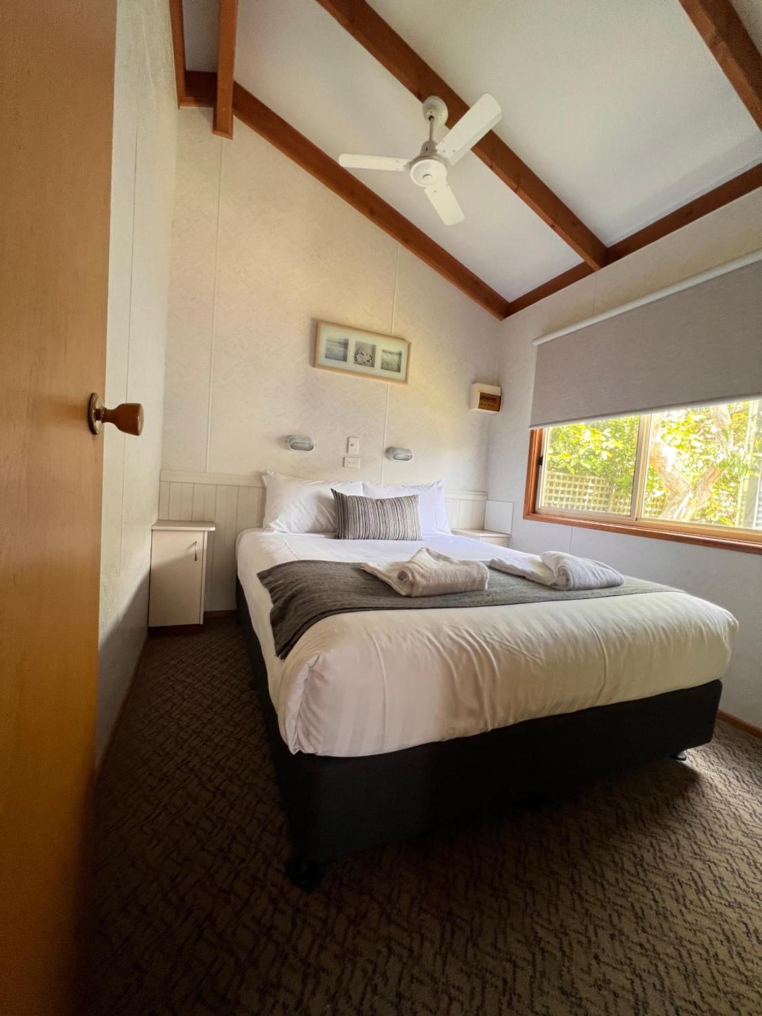 Ocean Grove Holiday Park ภายนอก รูปภาพ